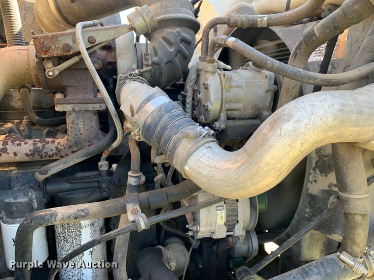 image for item DM7911 1999 Sterling L8513 refuse truck