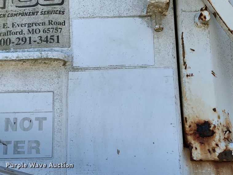 image for item DM7912 2000 Mack MR688S refuse truck