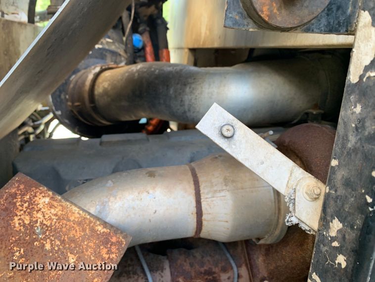 image for item DM7912 2000 Mack MR688S refuse truck