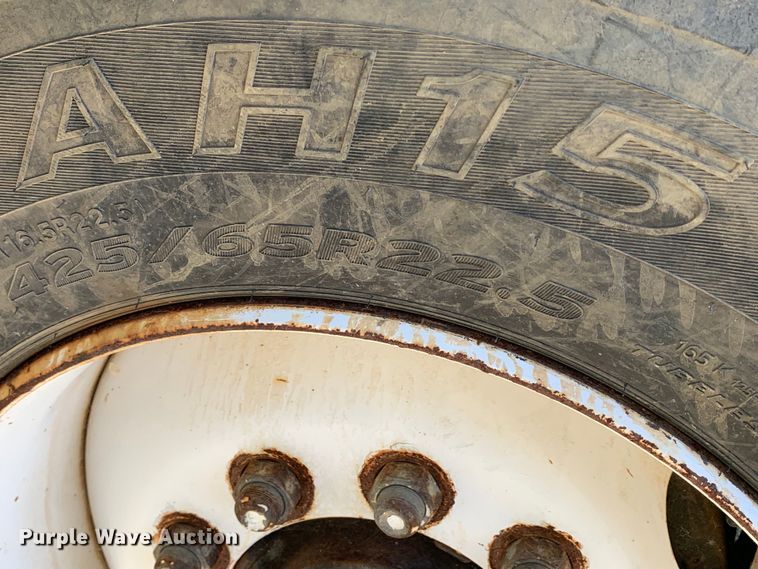 image for item DM7912 2000 Mack MR688S refuse truck