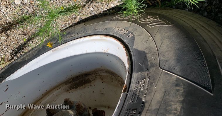 image for item DM7912 2000 Mack MR688S refuse truck