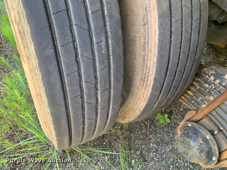 image for item DM7912 2000 Mack MR688S refuse truck