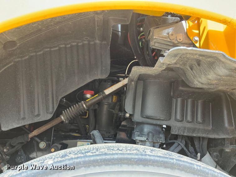 image for item DO2446 2020 Kenworth  T680 semi truck