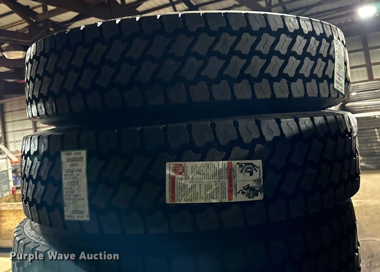 image for item DO3308 (8) 11R22.5 tires