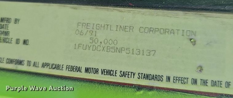 image for item DP0951 1992 Freightliner semi truck