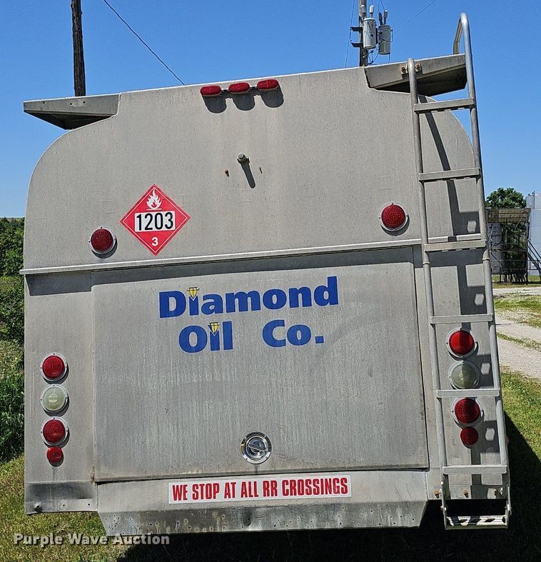 image for item DP6460 2007 Kenworth T300 fuel truck