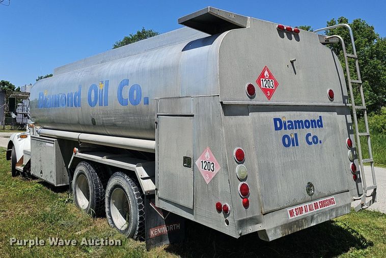 image for item DP6460 2007 Kenworth T300 fuel truck