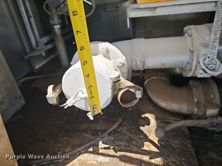 image for item DP6460 2007 Kenworth T300 fuel truck