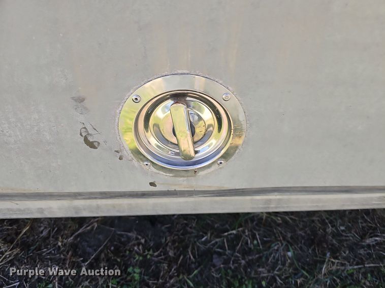 image for item DP6460 2007 Kenworth T300 fuel truck