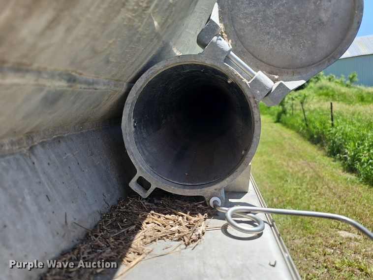 image for item DP6460 2007 Kenworth T300 fuel truck