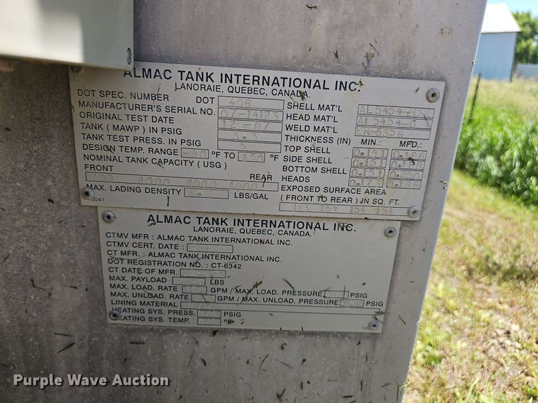 image for item DP6460 2007 Kenworth T300 fuel truck