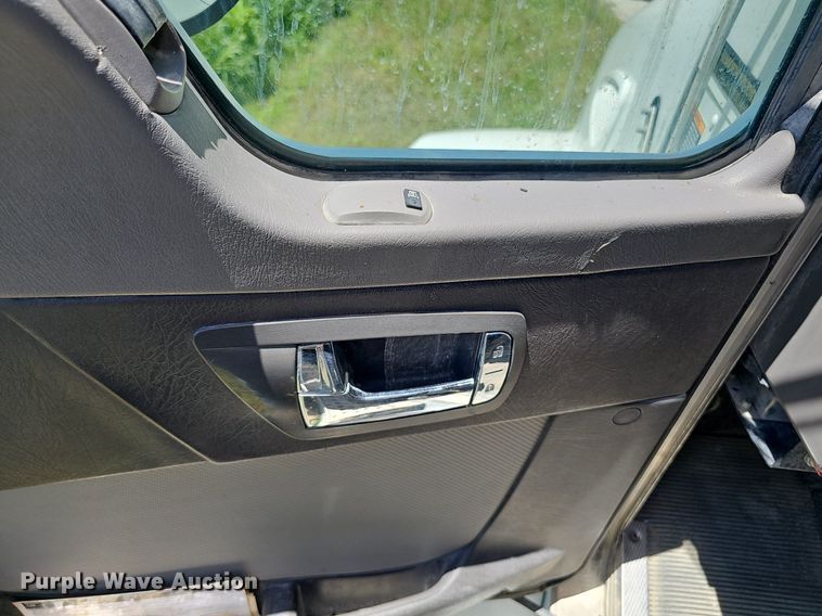 image for item DP6460 2007 Kenworth T300 fuel truck