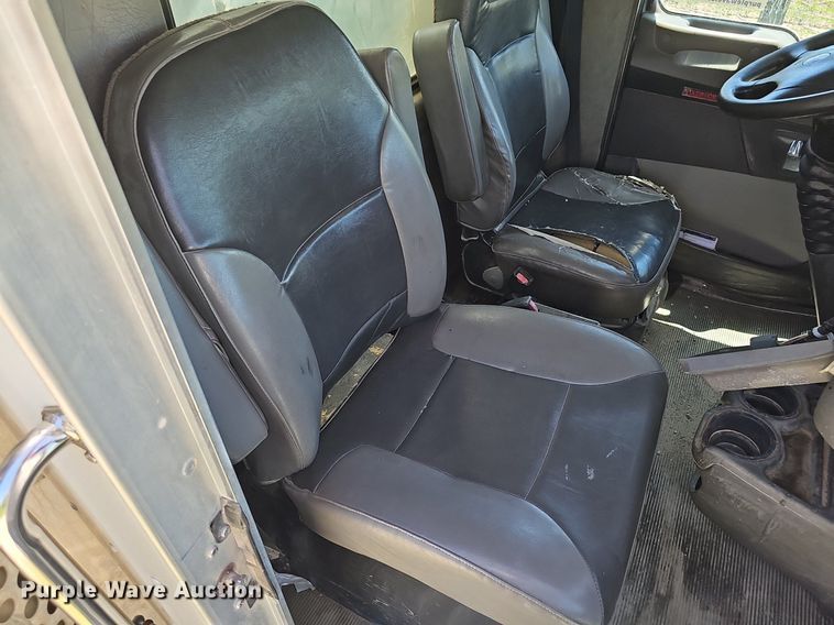 image for item DP6460 2007 Kenworth T300 fuel truck