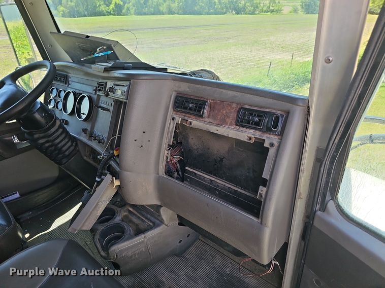 image for item DP6460 2007 Kenworth T300 fuel truck