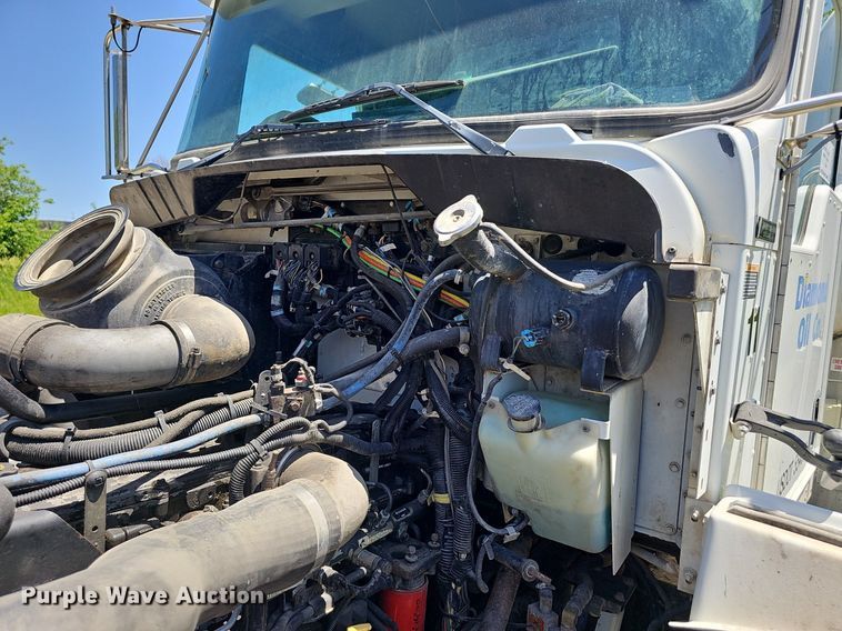 image for item DP6460 2007 Kenworth T300 fuel truck