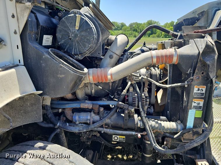 image for item DP6460 2007 Kenworth T300 fuel truck