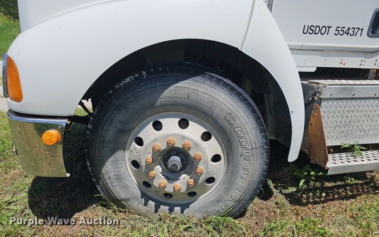 image for item DP6460 2007 Kenworth T300 fuel truck