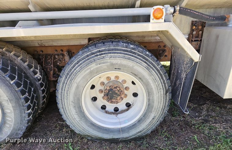 image for item DP6460 2007 Kenworth T300 fuel truck