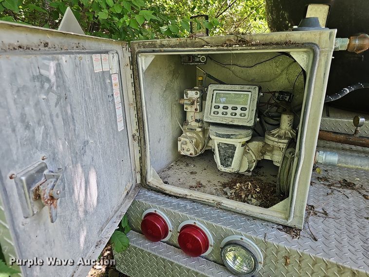 image for item DP6461 2011 Kenworth T370 propane delivery truck