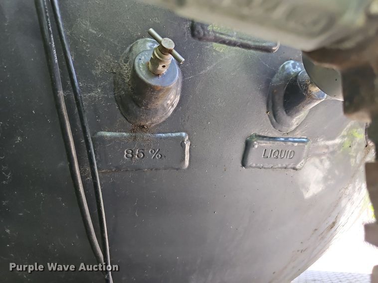 image for item DP6461 2011 Kenworth T370 propane delivery truck