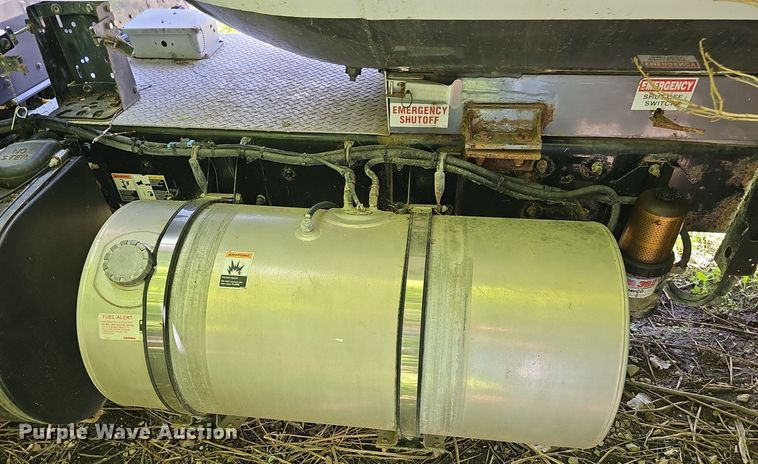 image for item DP6461 2011 Kenworth T370 propane delivery truck