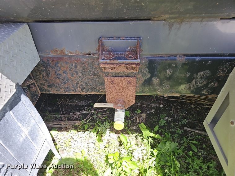 image for item DP6461 2011 Kenworth T370 propane delivery truck