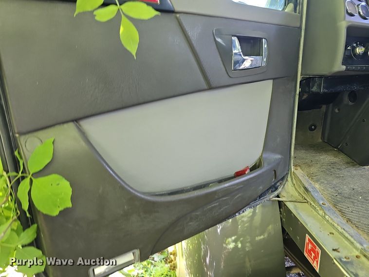 image for item DP6461 2011 Kenworth T370 propane delivery truck