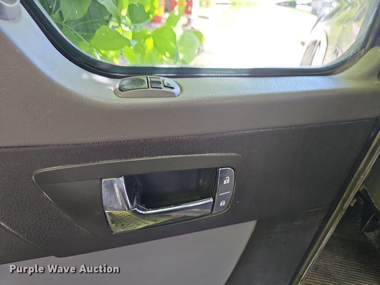 image for item DP6461 2011 Kenworth T370 propane delivery truck