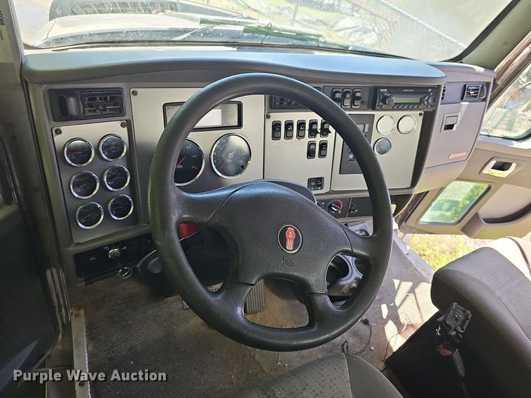 image for item DP6461 2011 Kenworth T370 propane delivery truck