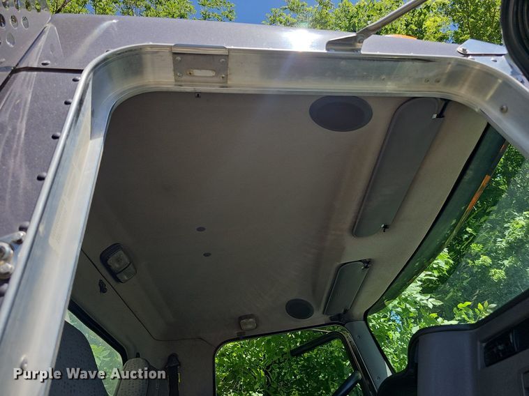 image for item DP6461 2011 Kenworth T370 propane delivery truck