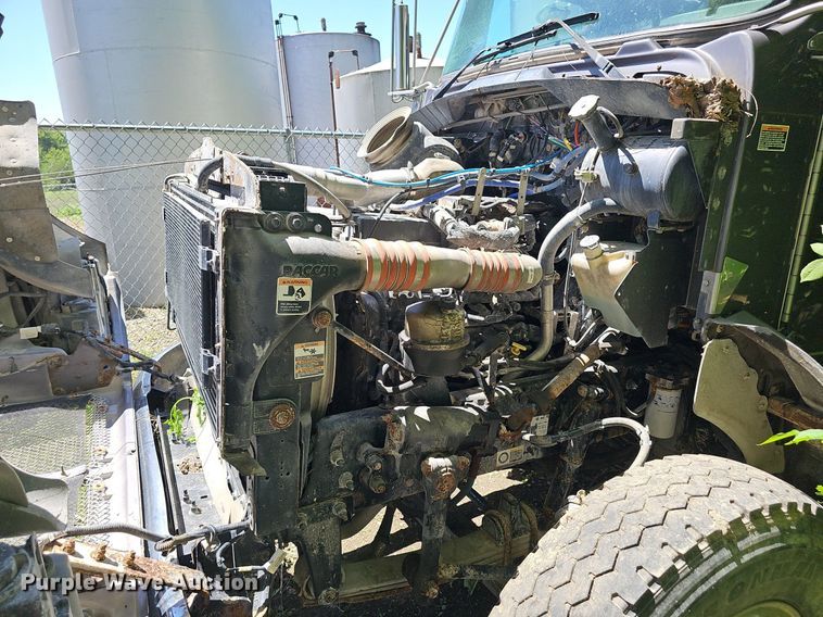 image for item DP6461 2011 Kenworth T370 propane delivery truck