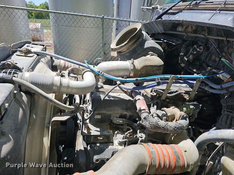 image for item DP6461 2011 Kenworth T370 propane delivery truck