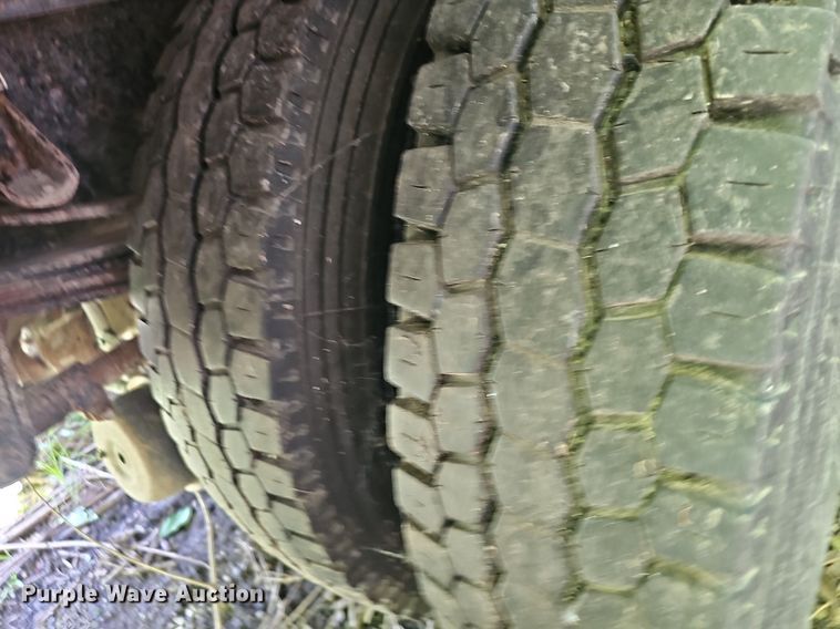 image for item DP6461 2011 Kenworth T370 propane delivery truck