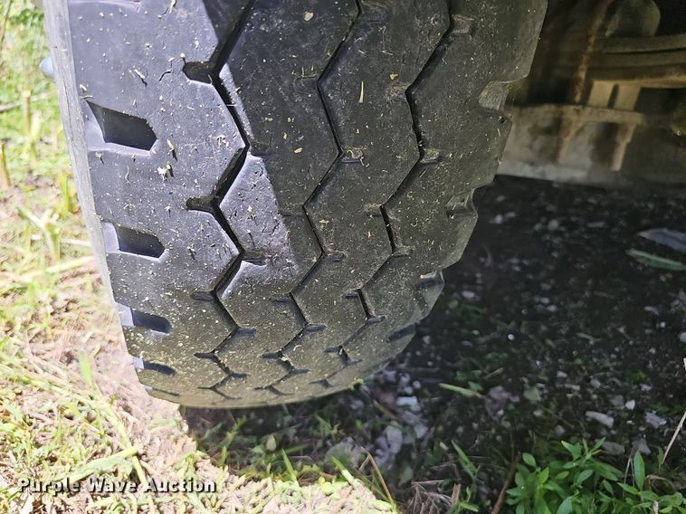 image for item DP6461 2011 Kenworth T370 propane delivery truck