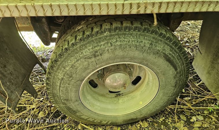 image for item DP6461 2011 Kenworth T370 propane delivery truck