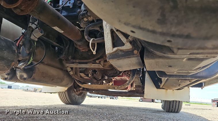 image for item DP6500 2013 Kenworth T800 semi truck