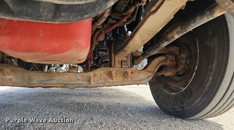 image for item DP6500 2013 Kenworth T800 semi truck