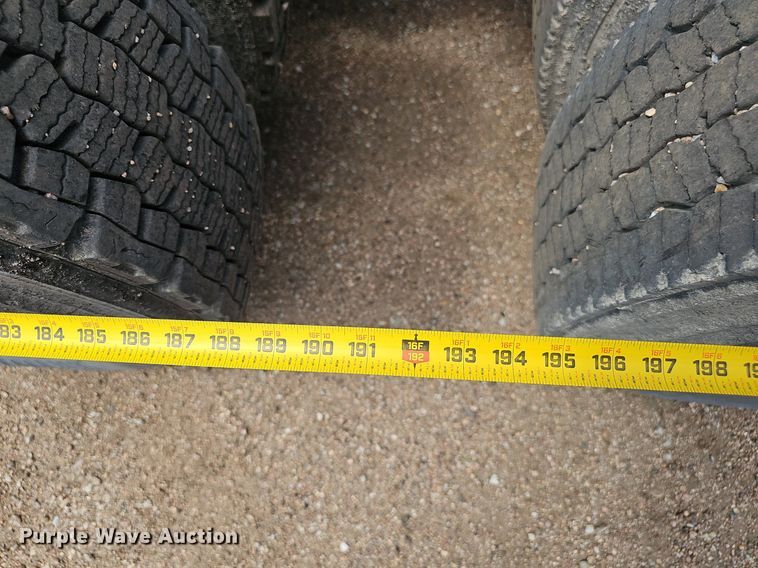 image for item DP6500 2013 Kenworth T800 semi truck