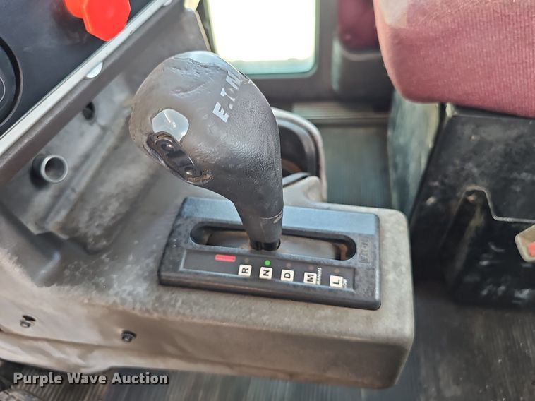 image for item DP6501 2013 Kenworth T800 semi truck