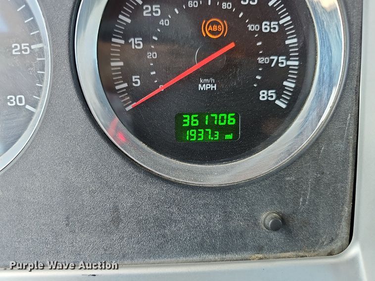 image for item DP6502 2013 Kenworth T800 semi truck