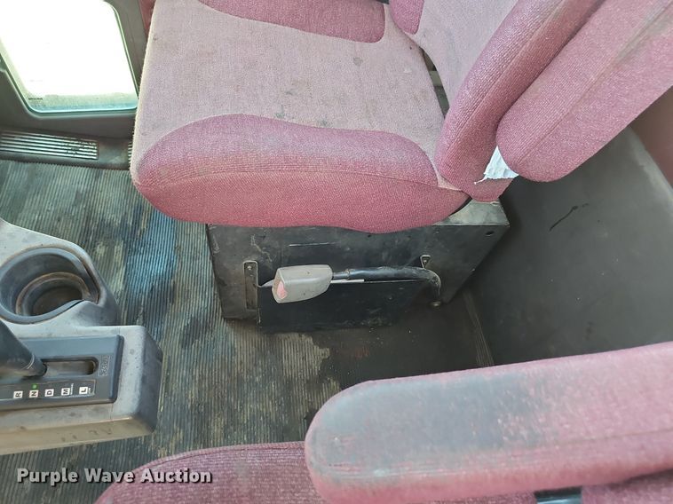 image for item DP6502 2013 Kenworth T800 semi truck