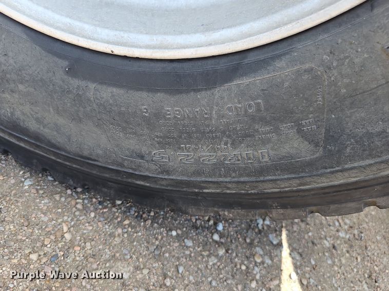 image for item DP6502 2013 Kenworth T800 semi truck