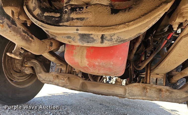 image for item DP6503 2013 Kenworth T800 semi truck