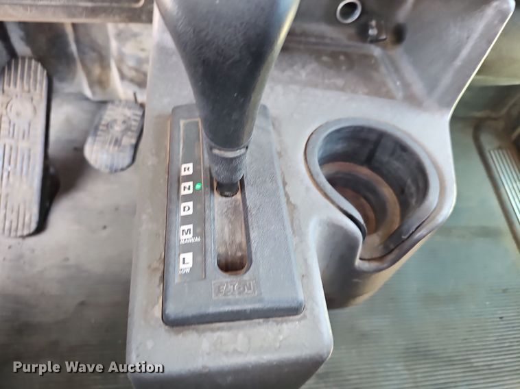 image for item DP6503 2013 Kenworth T800 semi truck