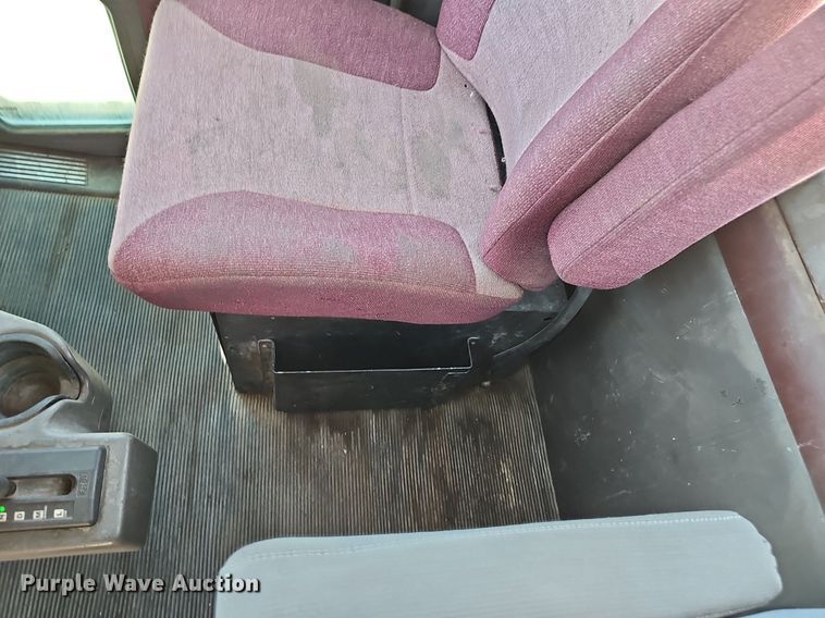 image for item DP6503 2013 Kenworth T800 semi truck