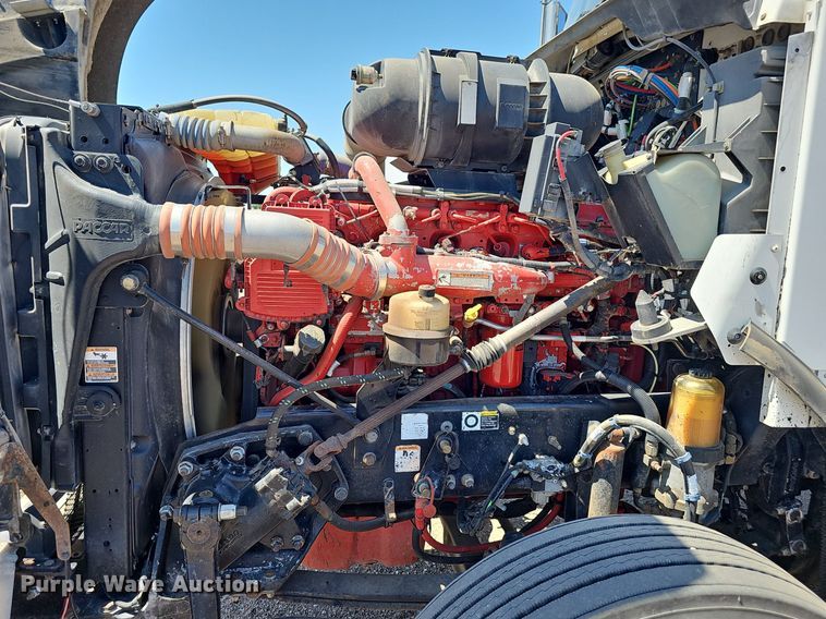 image for item DP6503 2013 Kenworth T800 semi truck