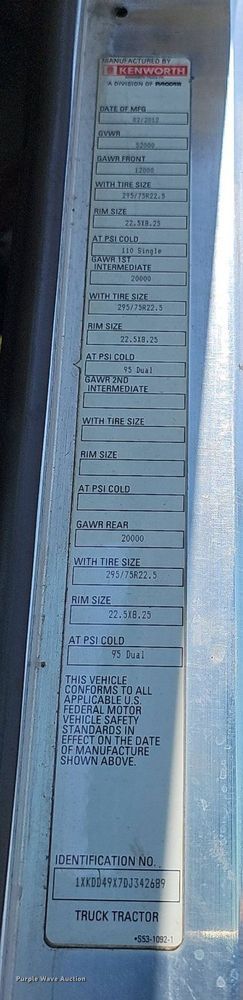 image for item DP6503 2013 Kenworth T800 semi truck