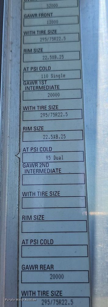 image for item DP6503 2013 Kenworth T800 semi truck