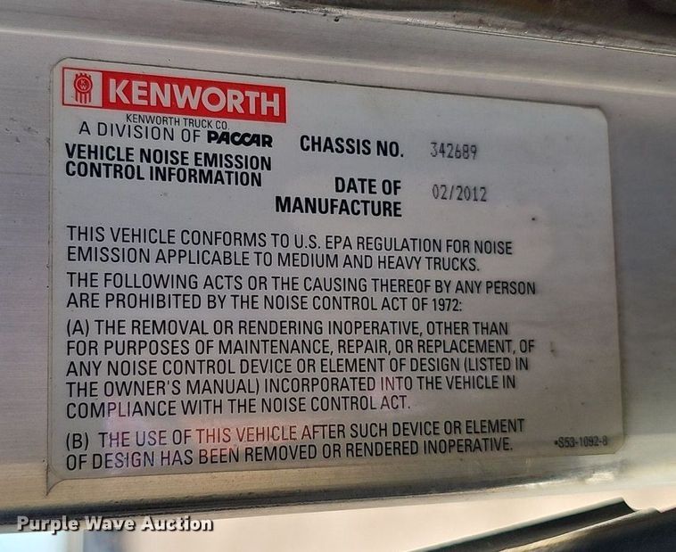 image for item DP6503 2013 Kenworth T800 semi truck