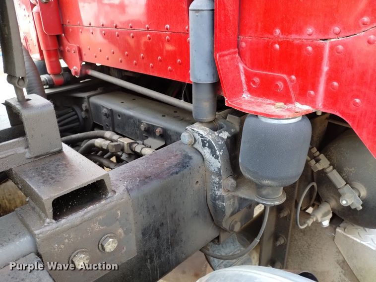 image for item DQ6119 2006 Peterbilt  379 semi truck